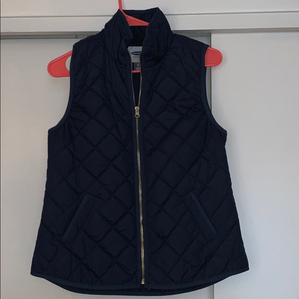 Navy Blue Puffer Vest